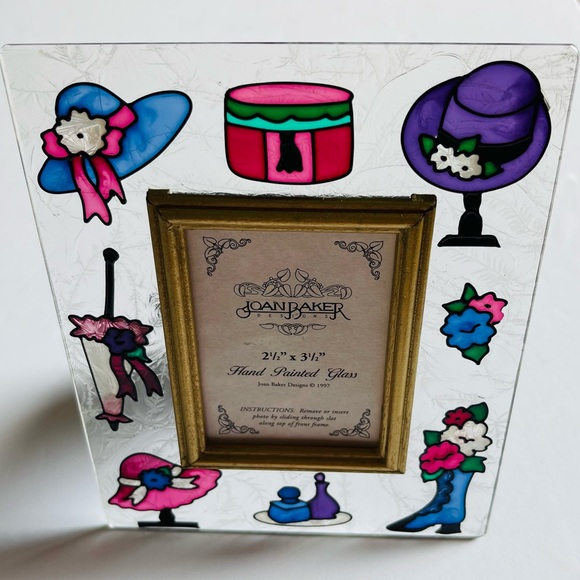 Joan Baker Hand Painted Glass Picture Frame Hats Flowers Stained Glass 1997 - Picture 3 of 5
